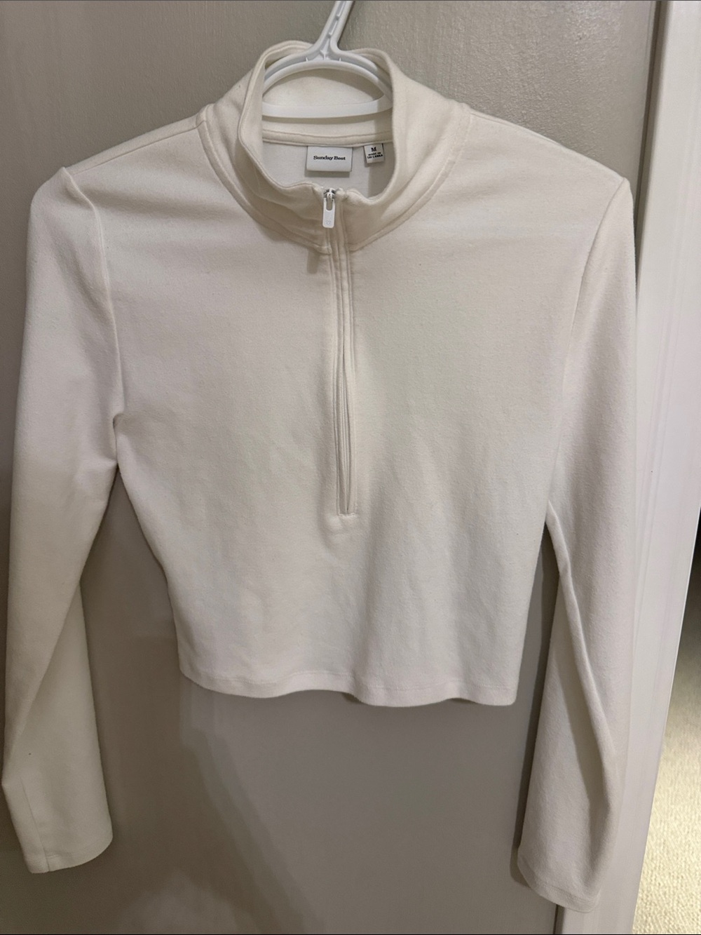 Aritzia Cream Half-Zip Cropped Long Sleeve Top